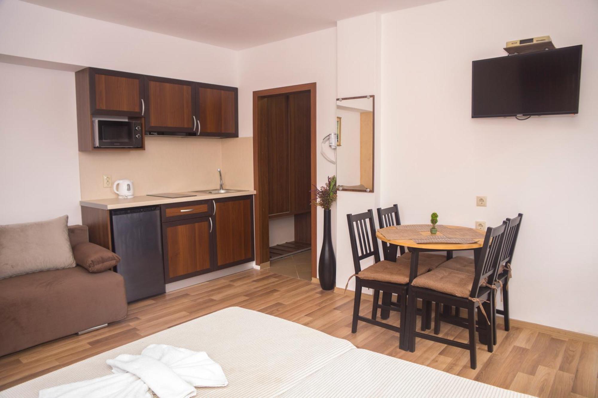 Chrystal Guest House Obzor Habitación foto
