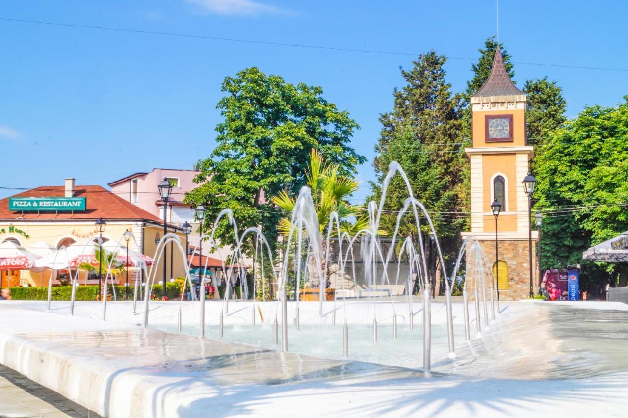 Chrystal Guest House Obzor Exterior foto